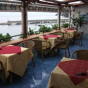 ** Pensión Holidays Baia D'amalfi Italia